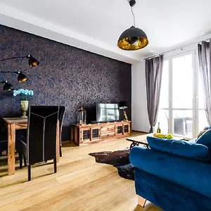 Blue House Center , Warszawa Polska